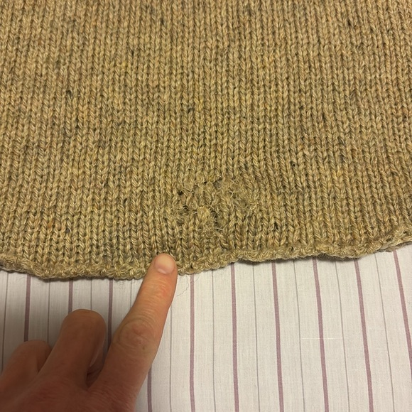 Vintage Woolrich wool sweater - Picture 6 of 9